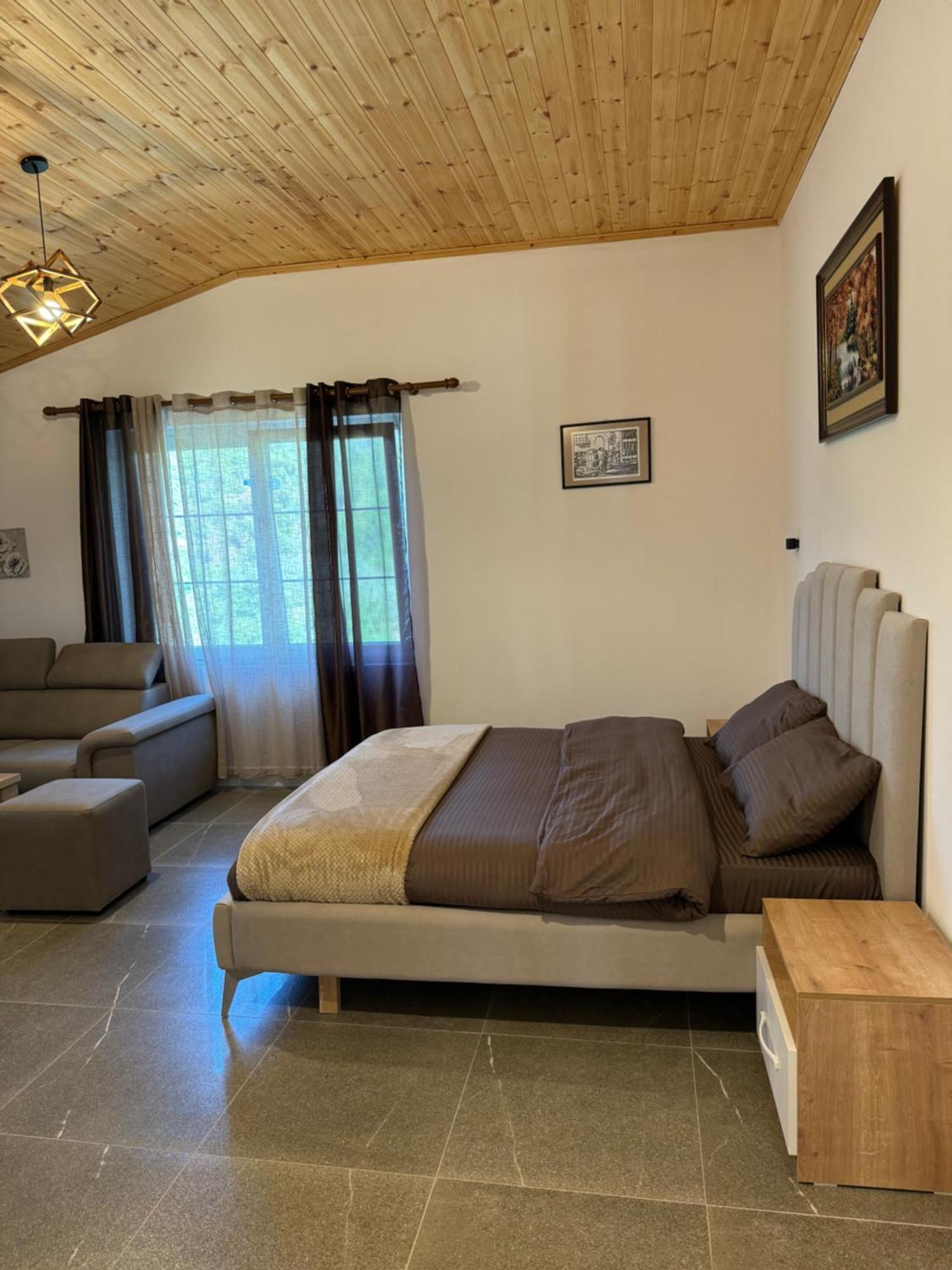 Qyteza Guest House & Camping Shkodër エクステリア 写真