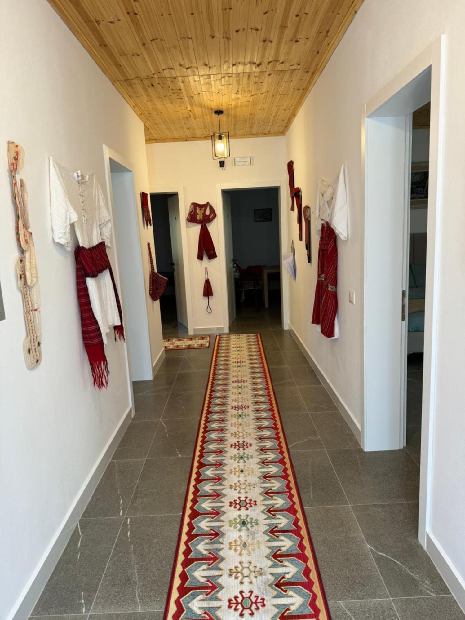 Qyteza Guest House & Camping Shkodër エクステリア 写真