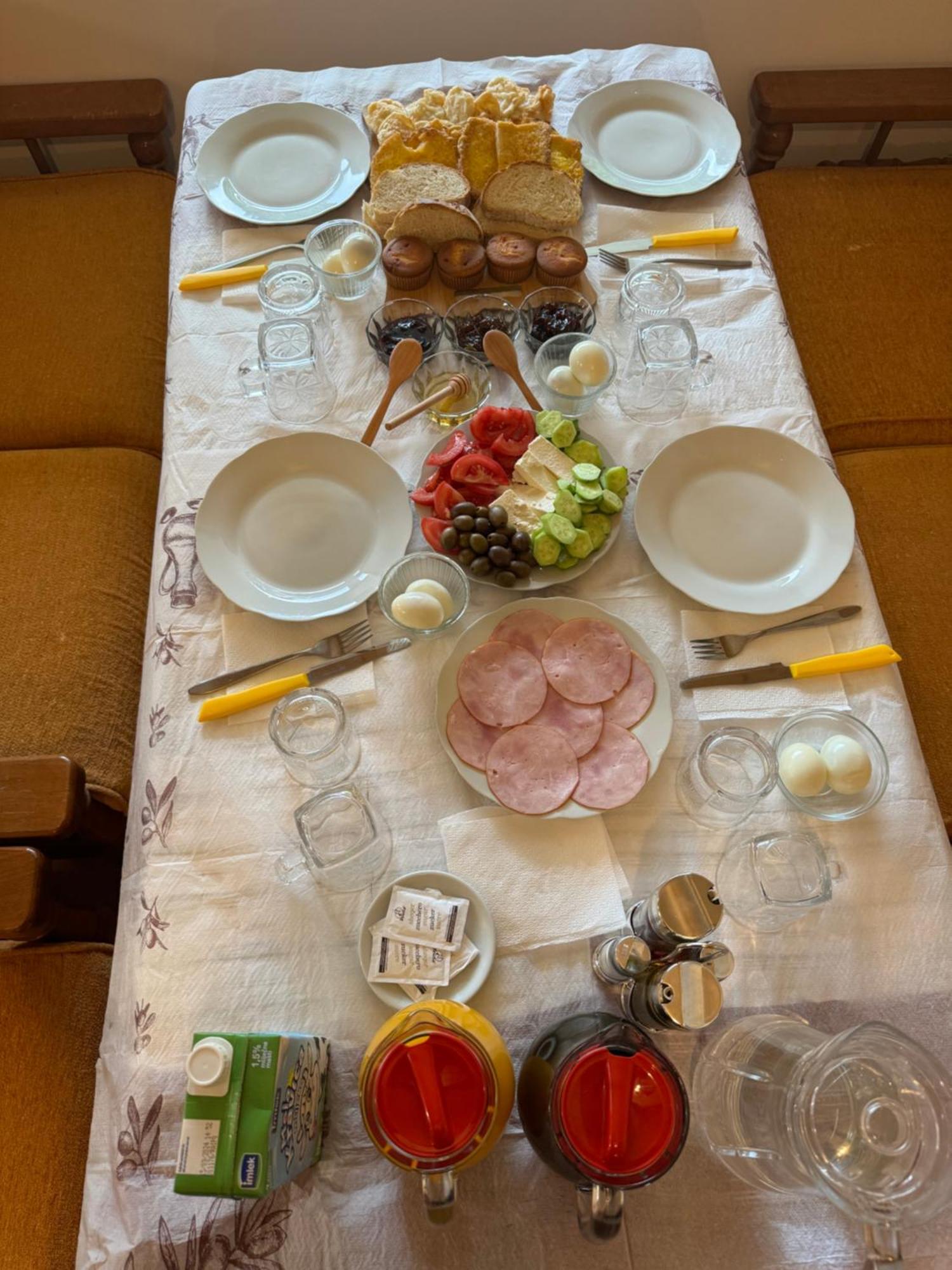 Qyteza Guest House & Camping Shkodër エクステリア 写真