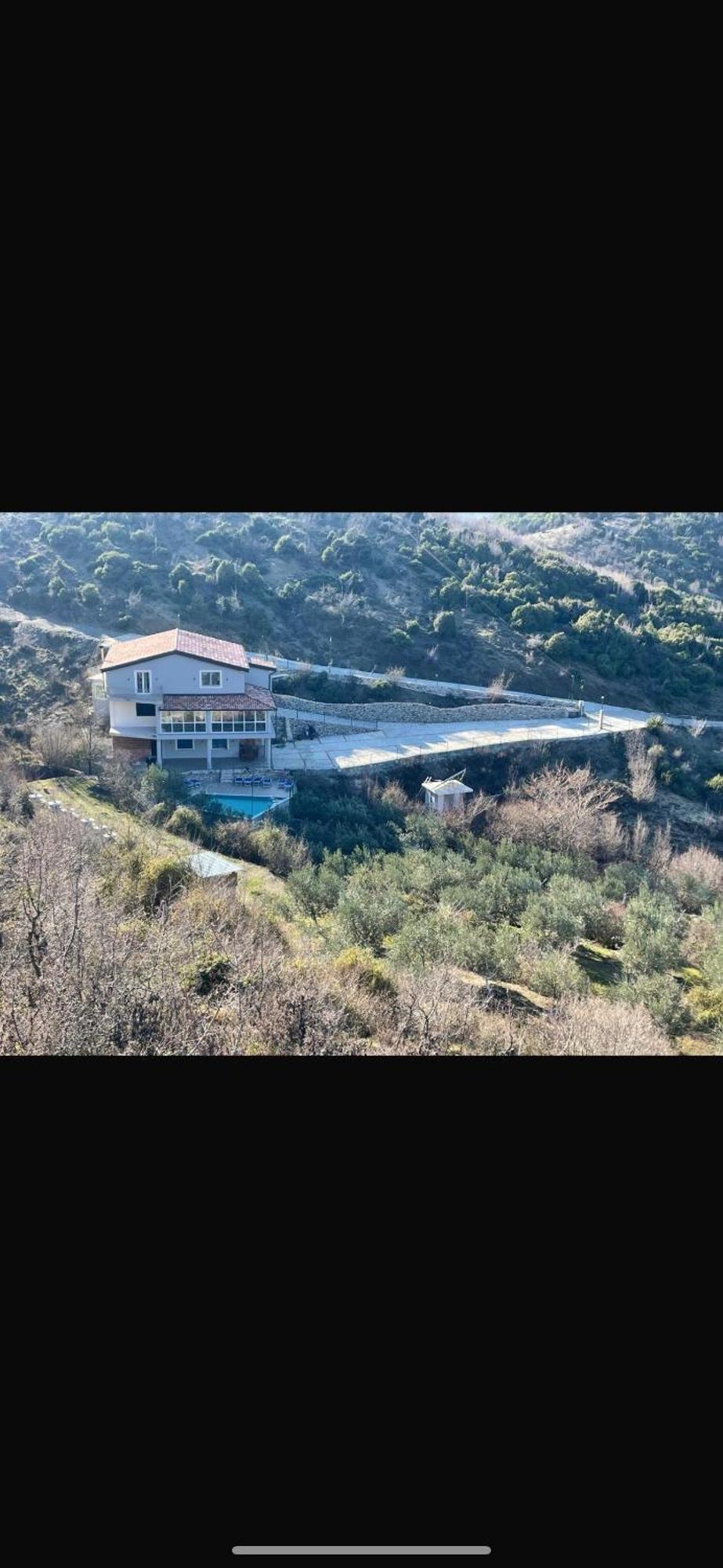 Qyteza Guest House & Camping Shkodër エクステリア 写真
